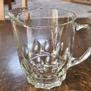 Reflection Pattern Thumbprint Heavy Drink Pitcher